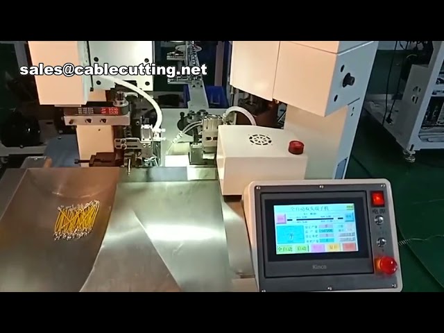 Automatický oboustranný krimpovací stroj na konce vodičů
