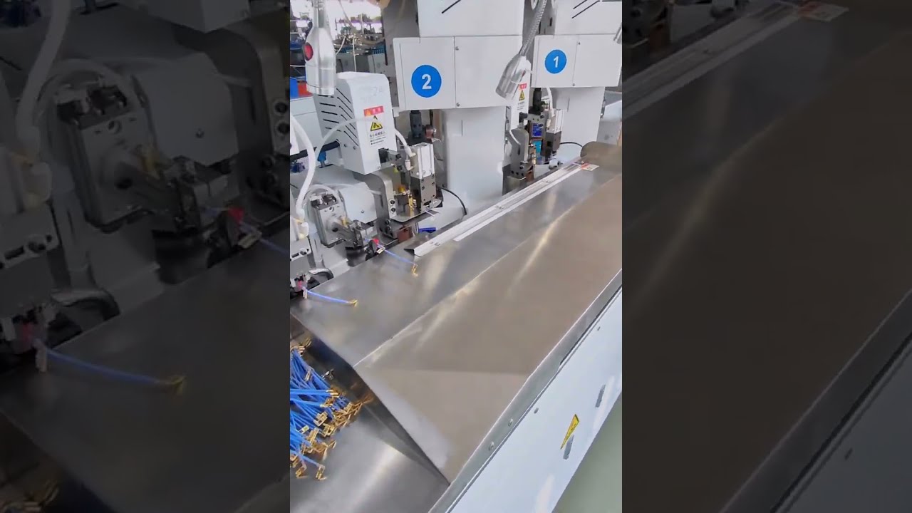 Lisování pseudo flag terminálů #stroj #rovnáníastříhánídrátu #automatizace
