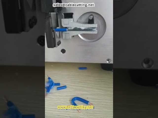 Automatický ohýbací a řezací stroj na drát 6 mm²