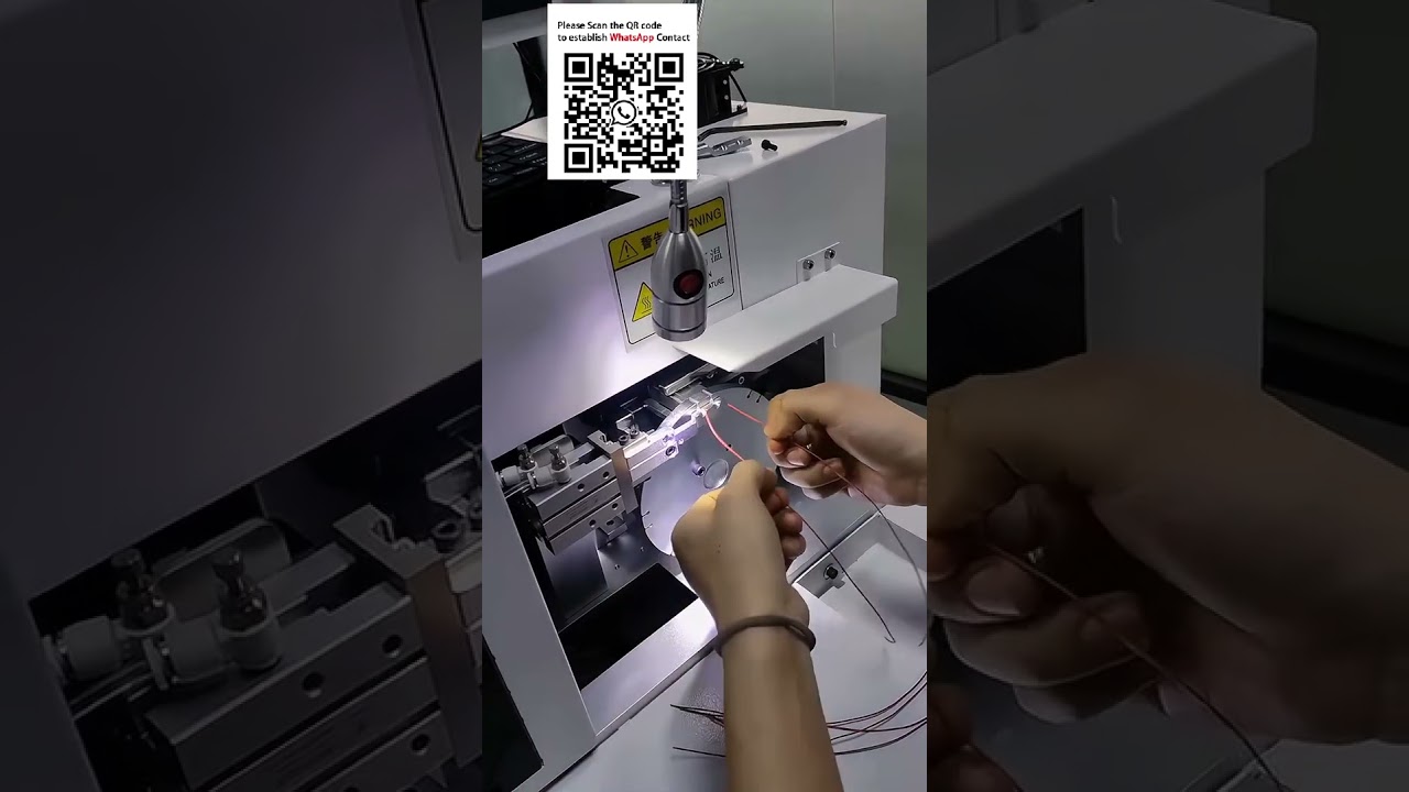 Automatický stroj na tisk, vkládání a pečení číslovaných smršťovacích bužírek | Automatizace výroby