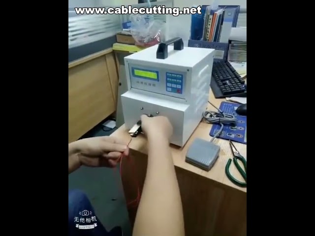 Automatický stroj na kroucení kabelů a drátů | Profesionální drátovací zařízení