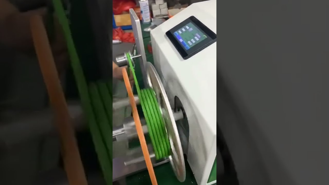 Stroj na odizolování elektrických a datových kabelů | #stroj #odizolovacikabelu #továrna #automobil #diy
