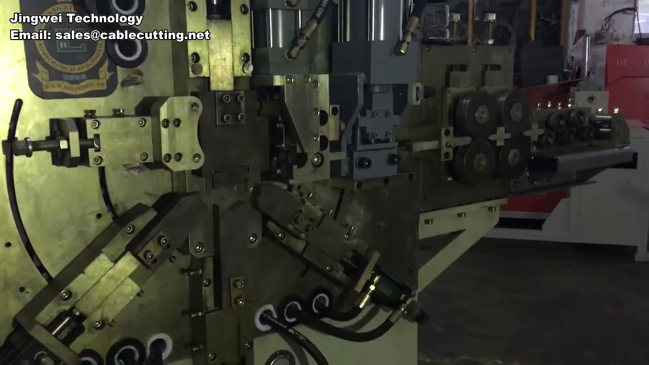 Automatické ořezávání povrchu ocelových pásů – bimetalové pásové pily (2 sady)