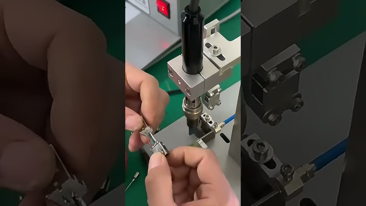Poloautomatická páječka pro USB konektory a dráty – Svařování PCB desek